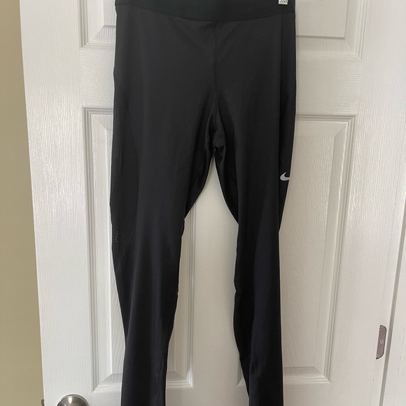 Nike-Pro Hypercool tights NWT! - Picture 7 of 7